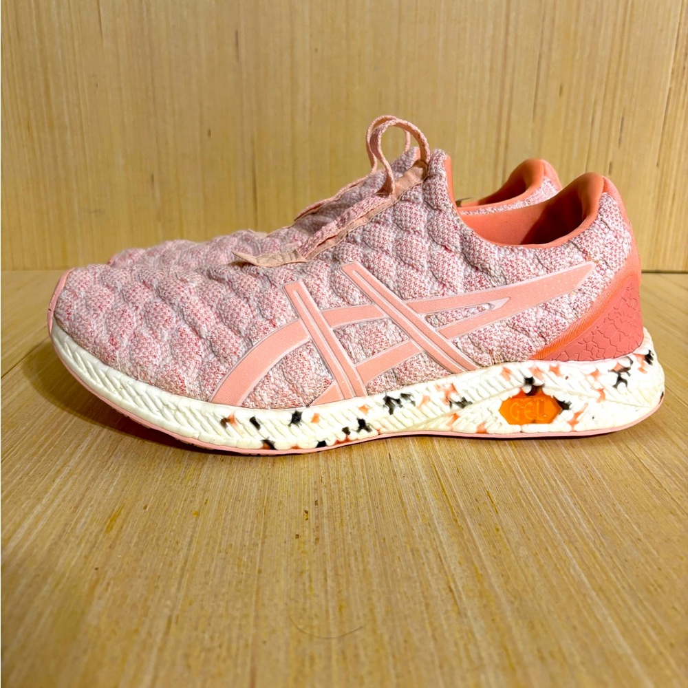 SOLD!!!!ASICS Hyper Gel Kenzen running Sneakers